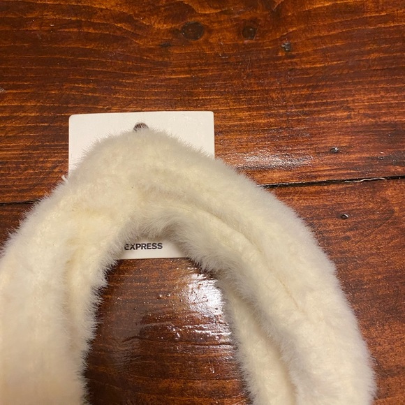 Set of AWESOME Express headbands NWT - Picture 3 of 5